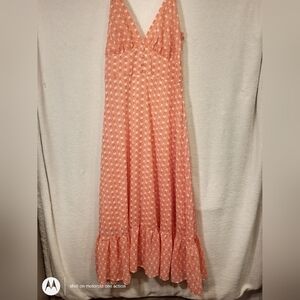 SHE LIKES PINK  WHITE FLORAL LACE SLEEVELESS STRAP SIZE MEDIUM